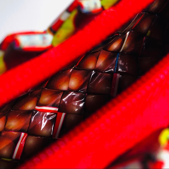 Ecoist Red Candy Wrapper Clutch Wristlet Handbag - Picture 8 of 10